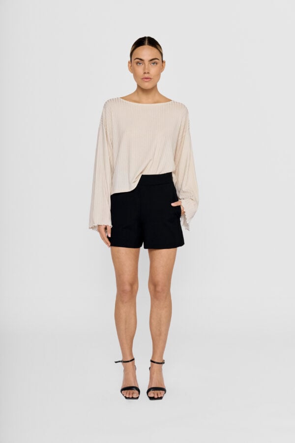 Lola Mini Shorts - Black sustainability ecovero
