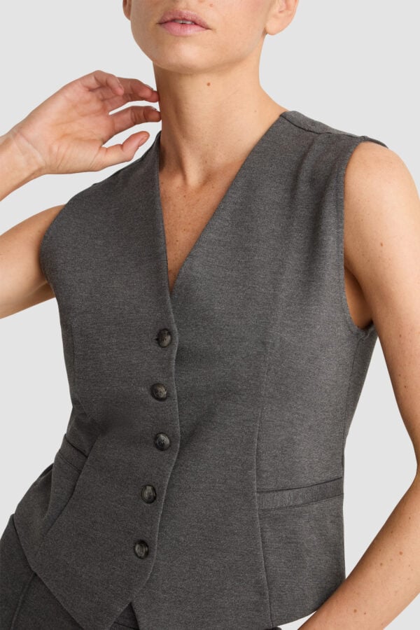 Courtney Vest - Graphite Melange - Image 5