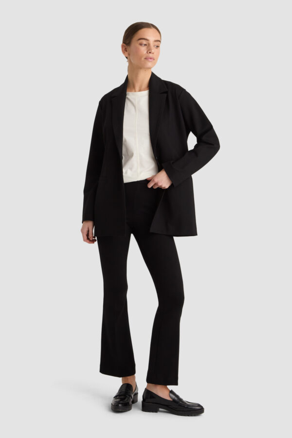 ANNIE_BLACK blazer sustainable ecovero