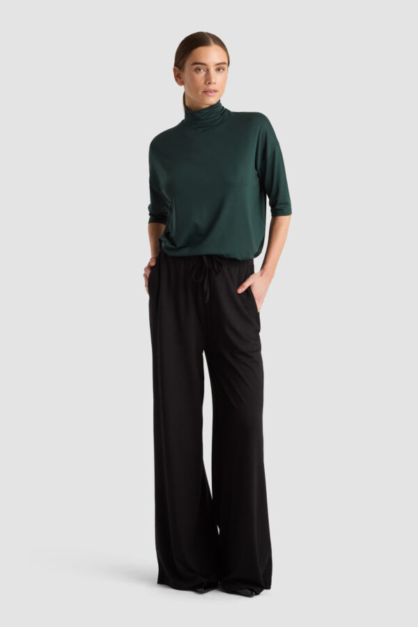 GREY_black tencel sustainable