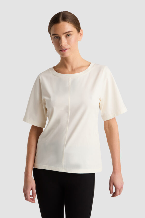 Thea Tee - Paper - Image 3