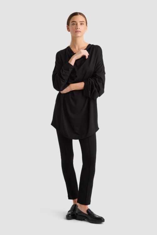 Gennova Top - Black tencel sustainable