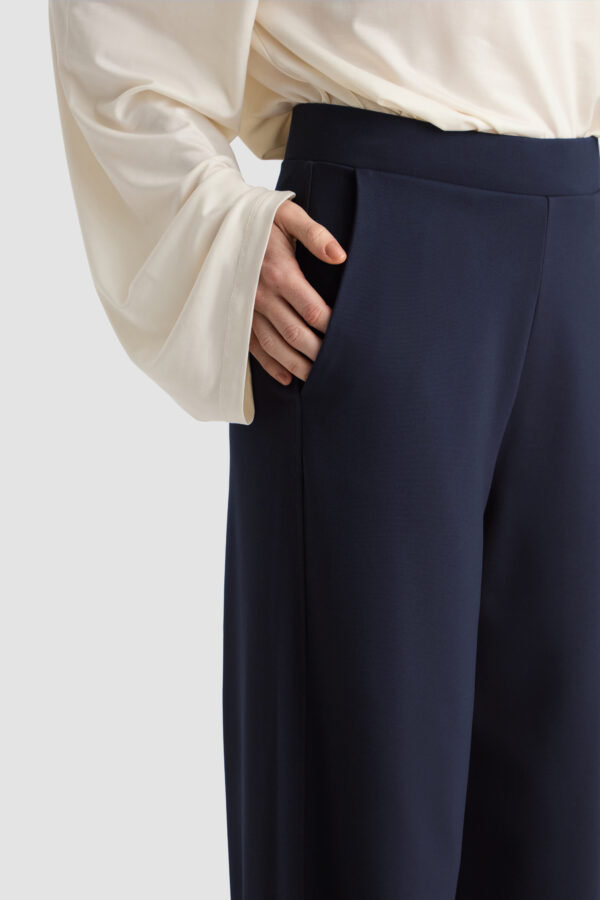 Leia Pants - Midnight - Image 5