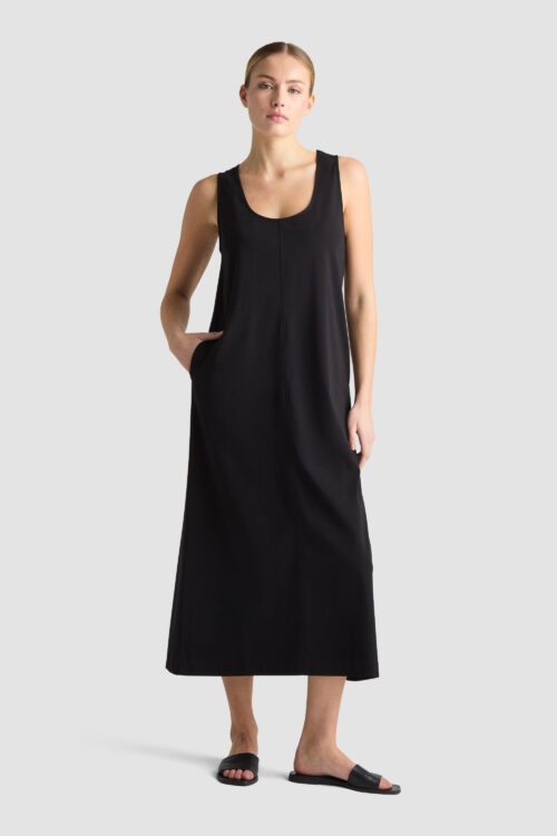 BERTA_DRESS_BLACK sustainable organic cotton