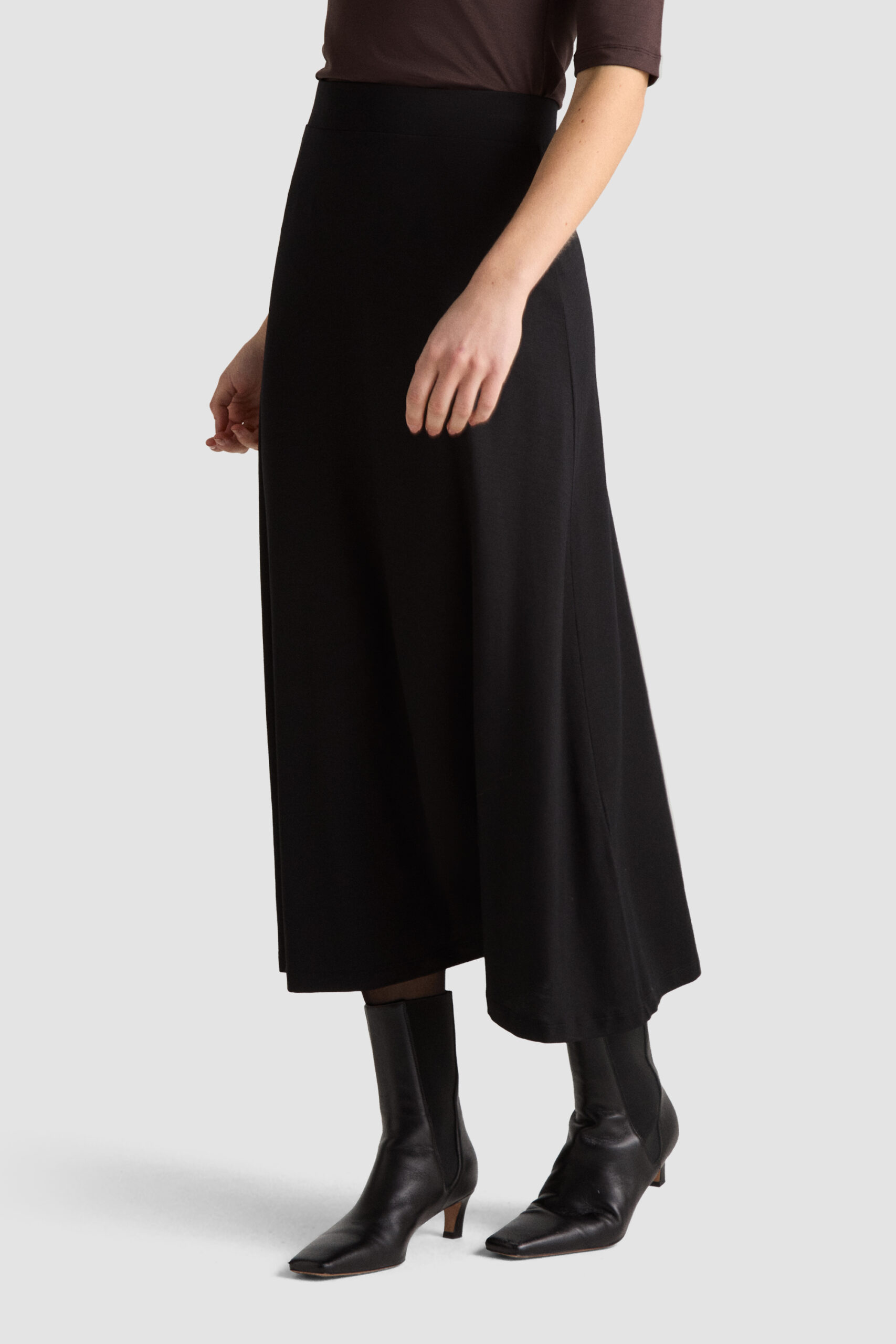 Grace Skirt - Black - Image 3